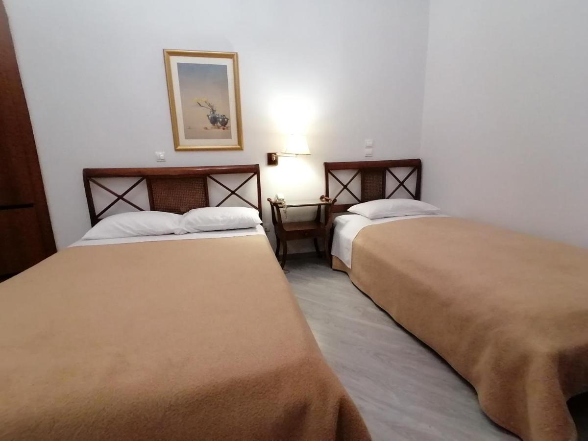 Hotel Galaxias Agrinio Exterior foto